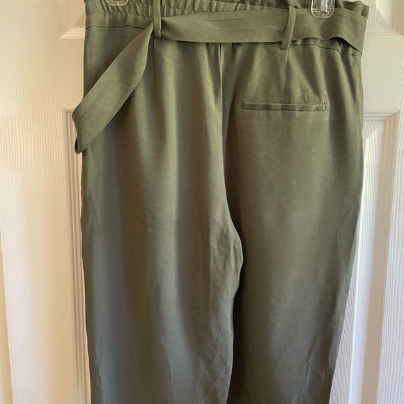 Zara Pull on Tapered Pants - Picture 2 of 7